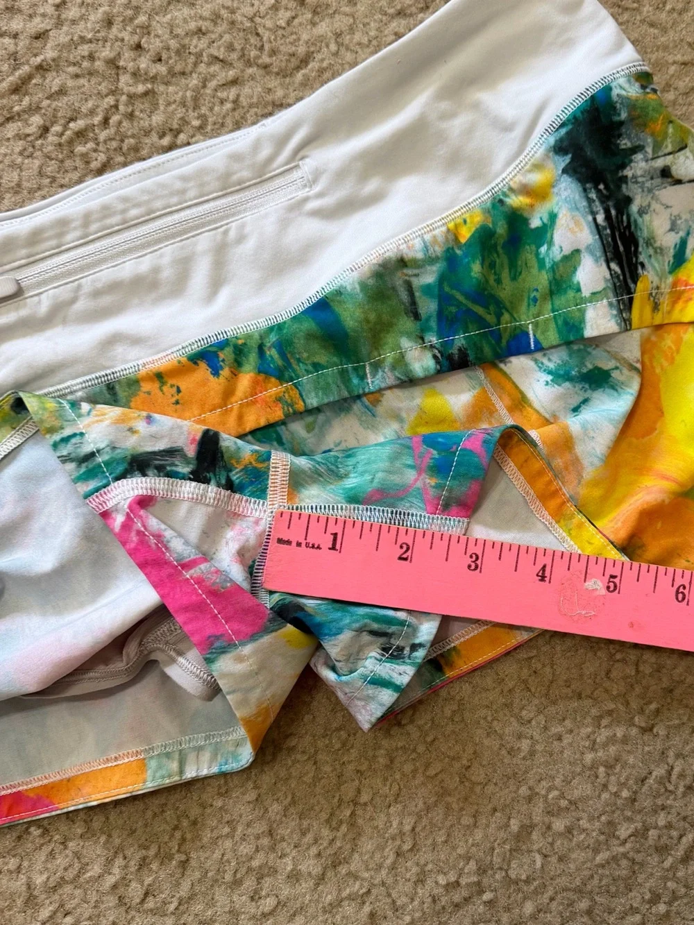 lululemon athletica White-Waist Multicolor Abstract Print Athletic Shorts